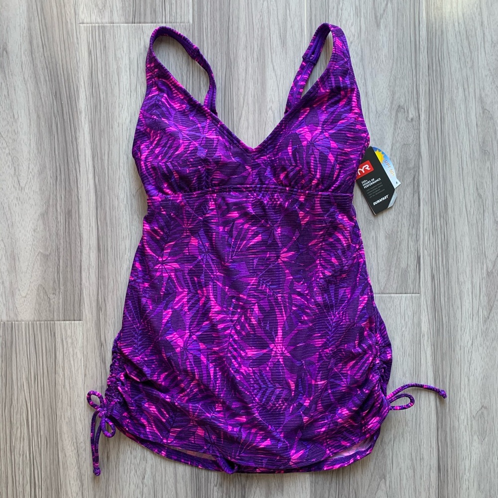 NWT TYR Monaco V Neck Sheath Swimsuit